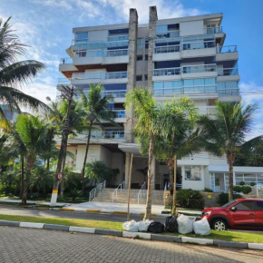 Apartamento Riviera Completo Espaçoso Varanda Gourmet e Praia a 150 m